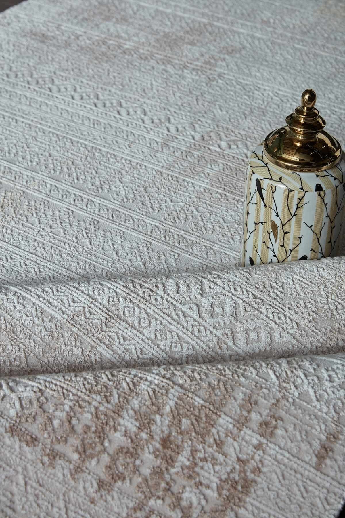 GÜMÜŞSUYU HALI NOVASTYLE 13657